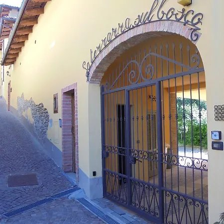 农家乐 La Terrazza Sul Bosco 巴罗洛