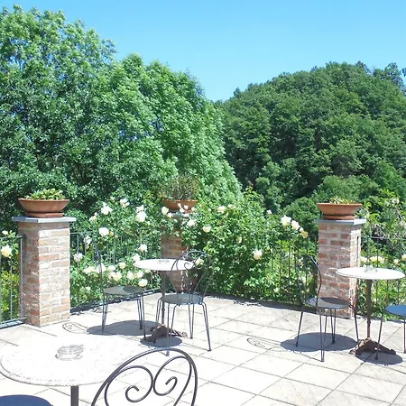 Çiftlik konaklama La Terrazza Sul Bosco *