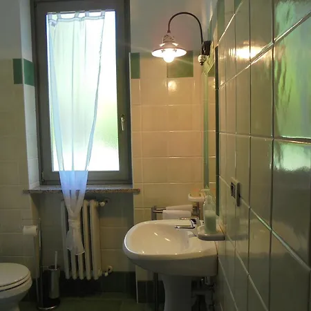 La Terrazza Sul Bosco 巴罗洛