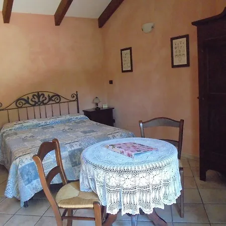 Alloggio per agriturismo La Terrazza Sul Bosco Barolo